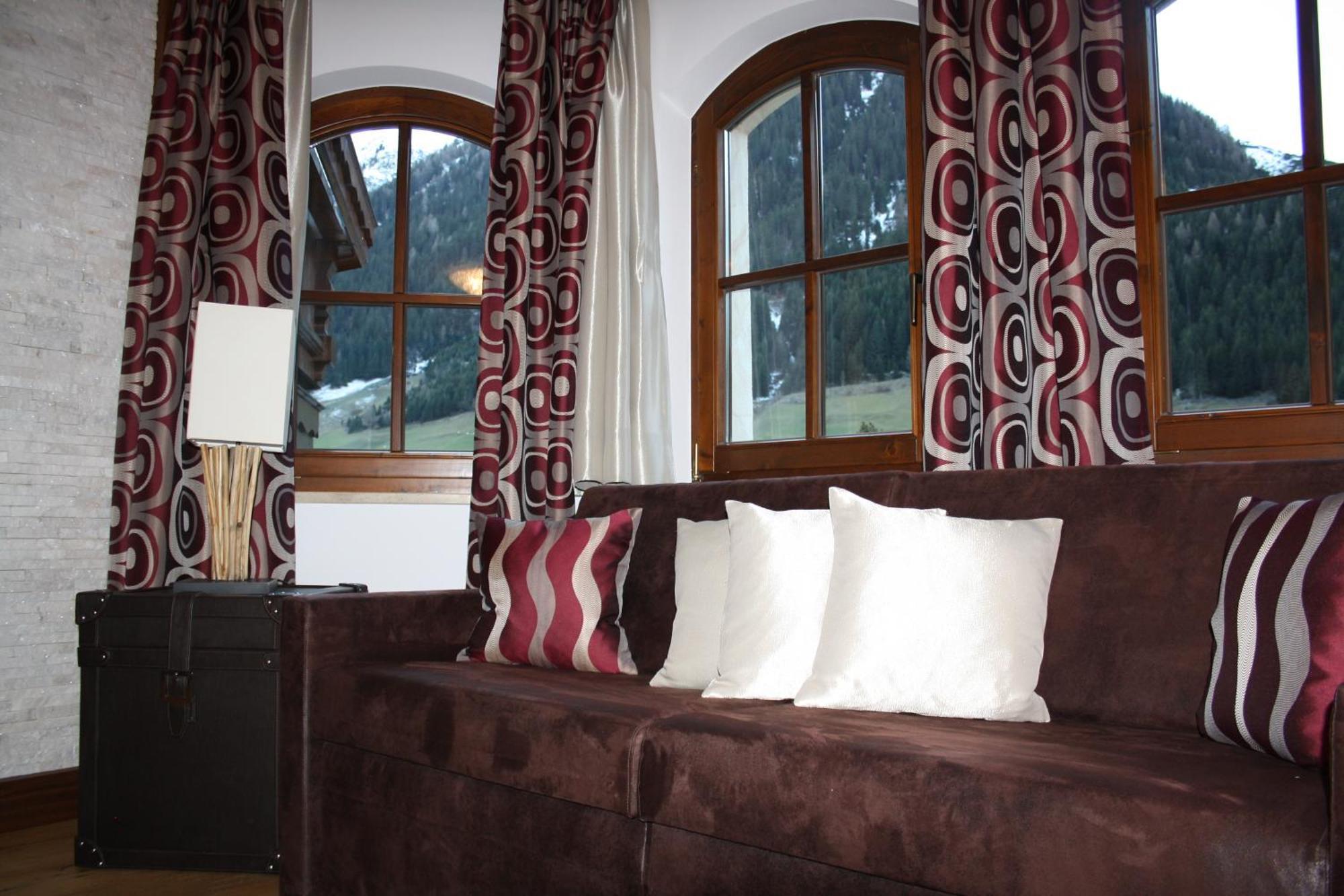 Alpinlounge Raetia Appartements Ischgl Pokoj fotografie