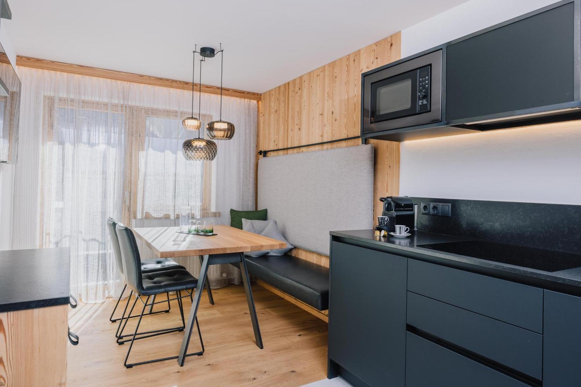 Alpinlounge Raetia Appartements Ischgl Exteriér fotografie