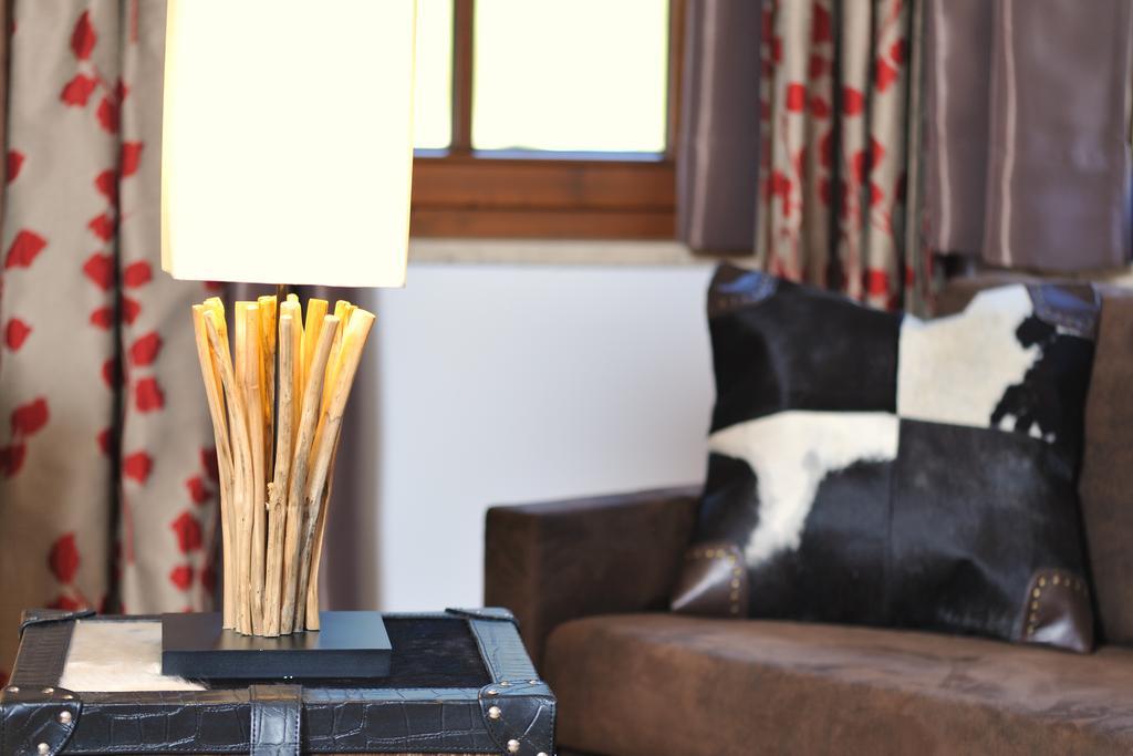 Alpinlounge Raetia Appartements Ischgl Pokoj fotografie